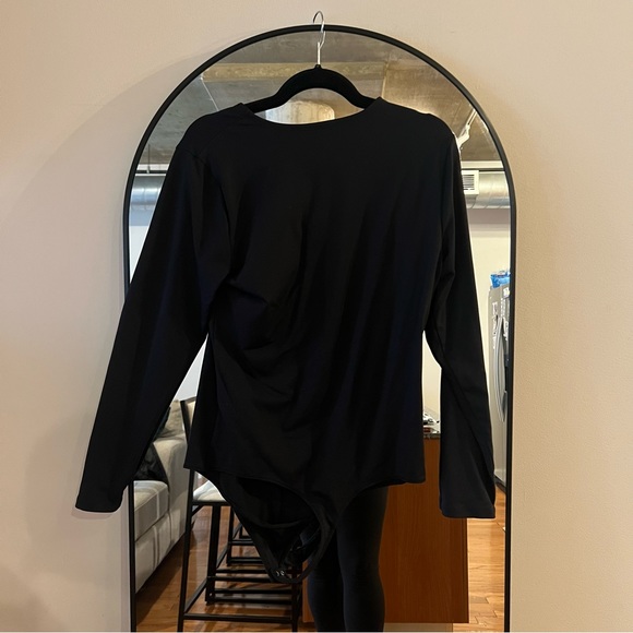 Abercrombie Women's Long-Sleeve Cutout Crew Bodysuit - Picture 3 of 14